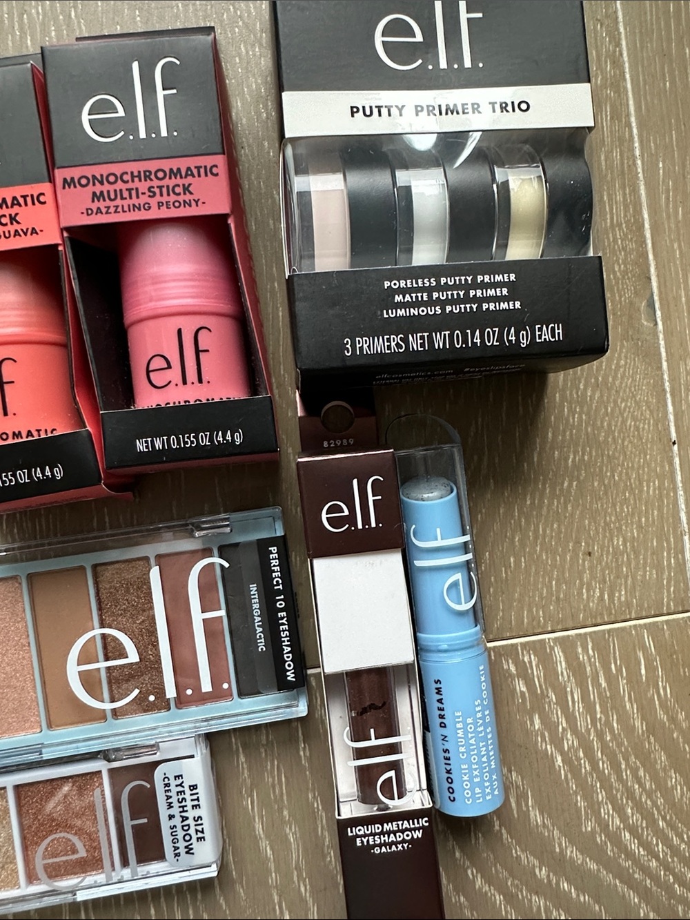 New e.l.f. Makeup Bundle - blush, multi stick, primer trio, eyeshadow, lip scrub - Picture 3 of 4